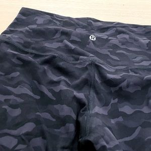 lululemon Align High-Rise Pant 28" Heritage 365 Camo Deep Coal Multi